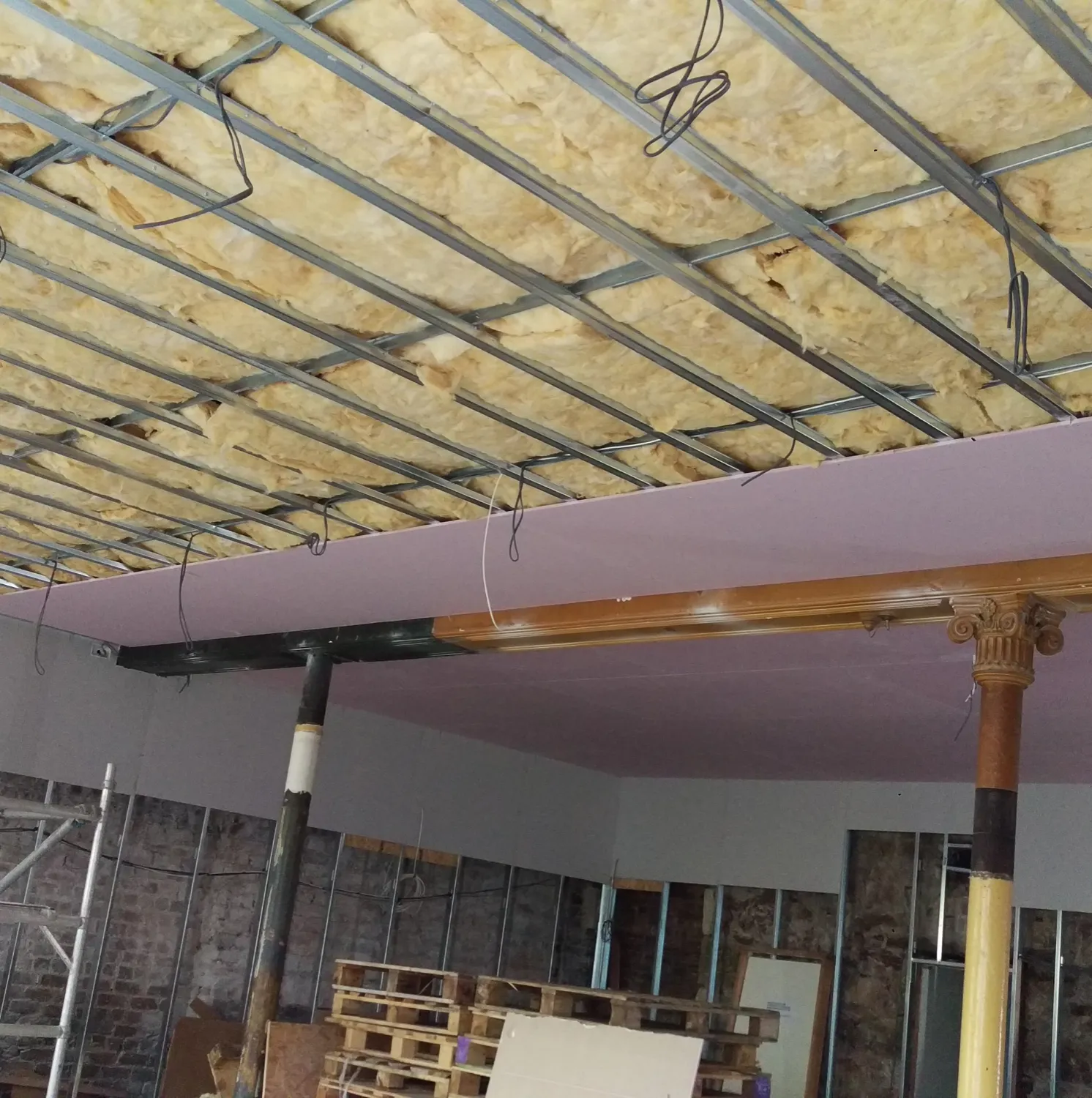 Rénovation de locaux commerciaux — AZ Peinture Denain